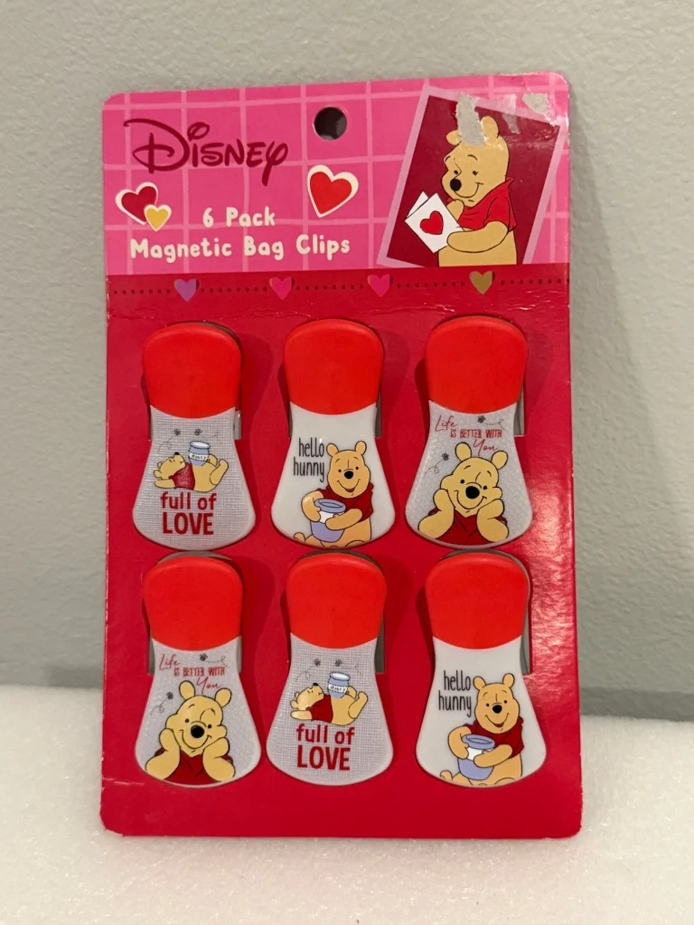 Set of 6 Disney Winnie the Pooh Magnetic Bag Clips NEW - Picture 1 of 2